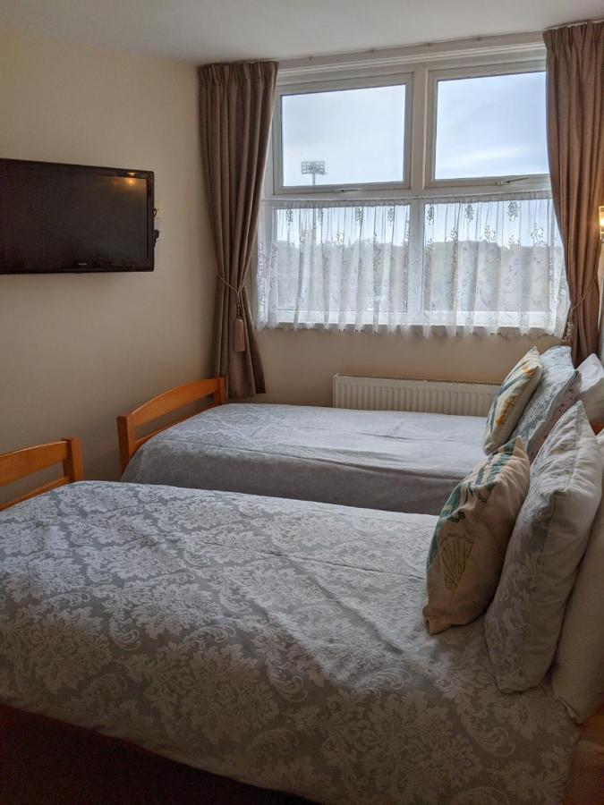 Cleasewood Guest House Great Yarmouth Exterior foto